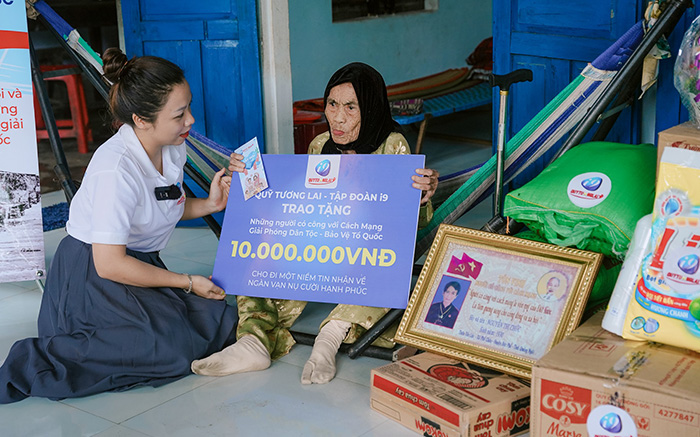 Đội ngũ hỗ trợ khách hàng 24/7 của e88 game